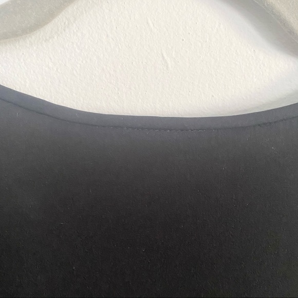 Diane Von Furstenberg 100% Silk Animal Print Short Sleeve Blouse - Picture 8 of 12